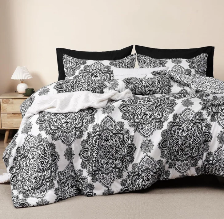 Printed Comforter Set — product image 1