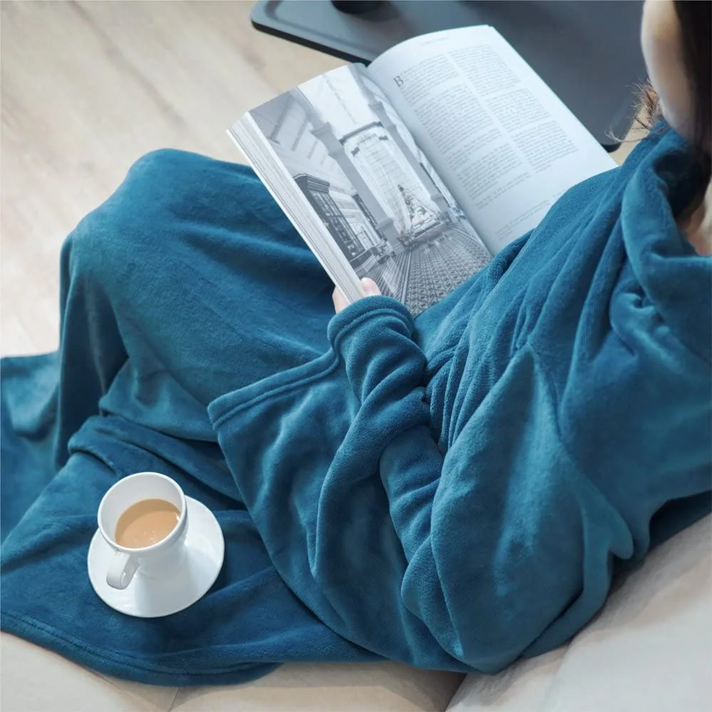 Extra Soft Wearable Fleece Blanket with Sleeves TV Blanket for Adult — product image 6