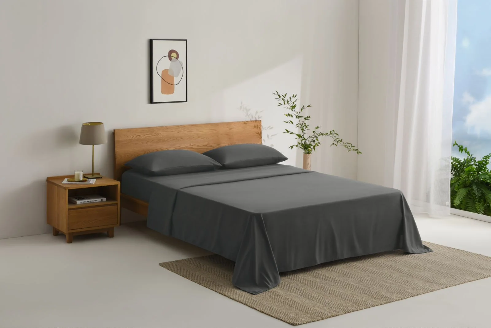 4 Piece Bedding Set - Brushed Microfiber - Shrinkage and Fade Resistant - Easy Care — product image 1