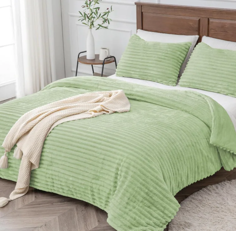 Fleece Comforter Set -Super Soft & Warm Fluffy Purple Bedding Set — product image 1