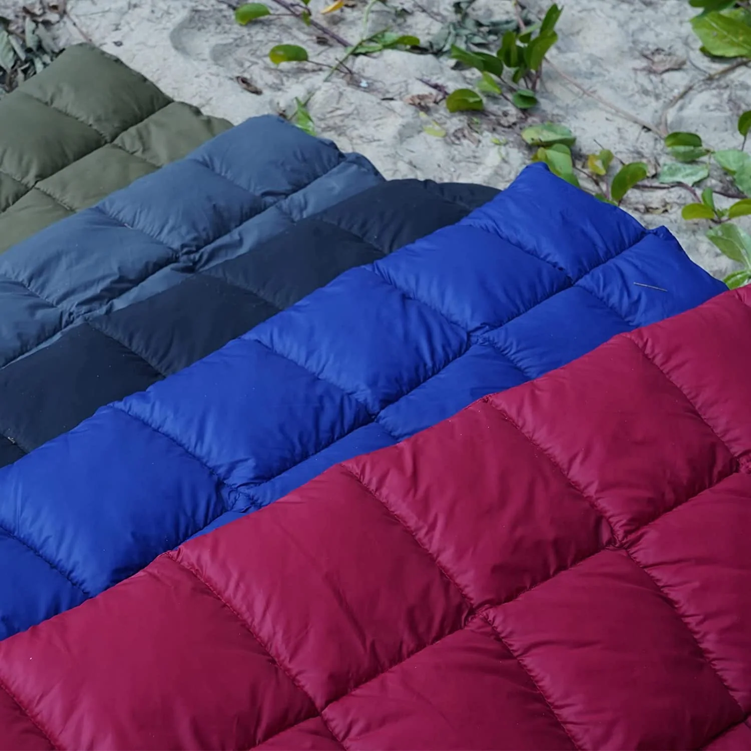 Camping Blanket-Packable Lightweight Travel Down Alternative Warm Camping Blanket — product image 5