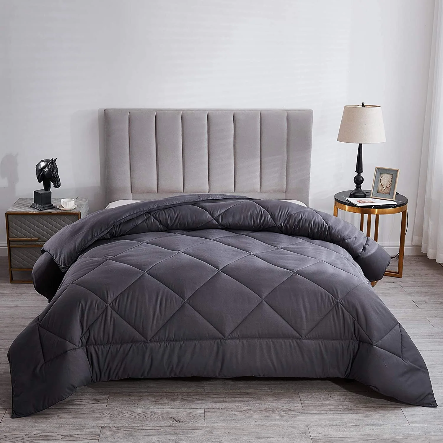 Microfiber Comforter - All-Season Queen Down Alternative Quilted Comforter — product image 5