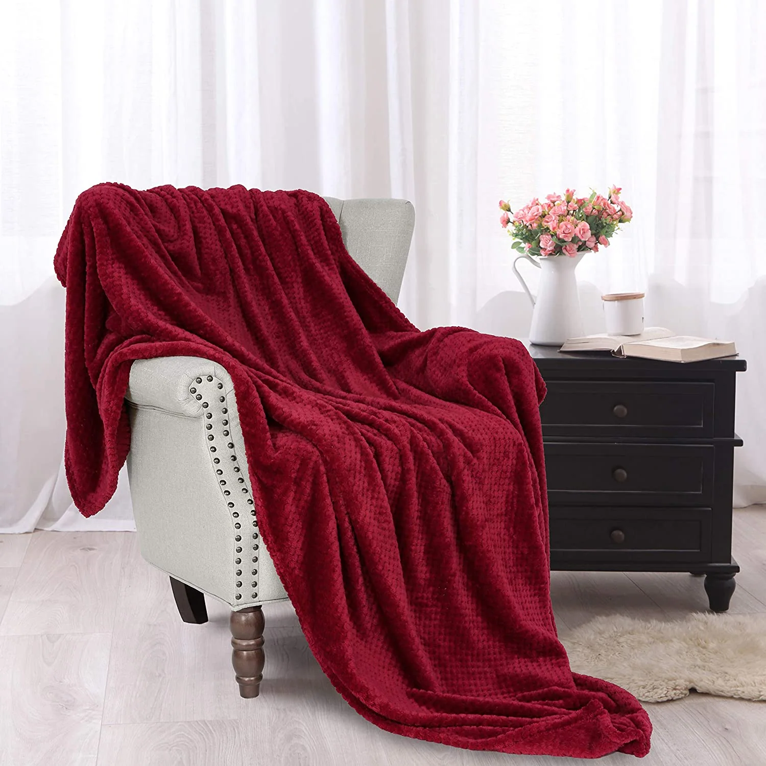 Light Weight Soft Flannel Fleece Throw Blanket — product image 2