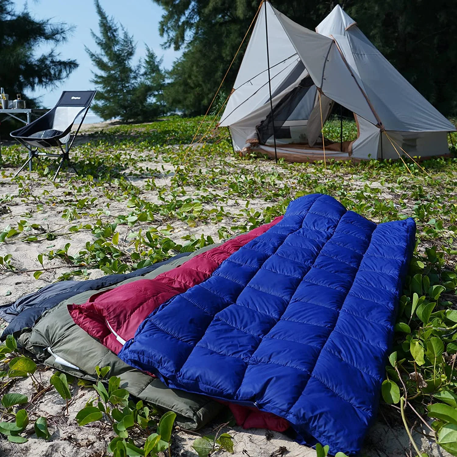 Camping Blanket-Packable Lightweight Travel Down Alternative Warm Camping Blanket — product image 6